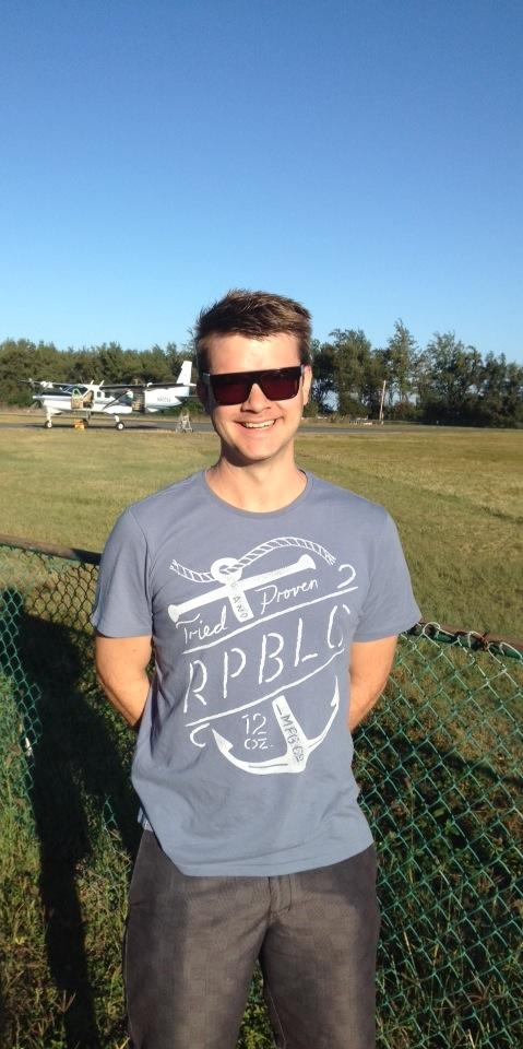 Adam Reitsma about to go Skydiving in Hawaii!
